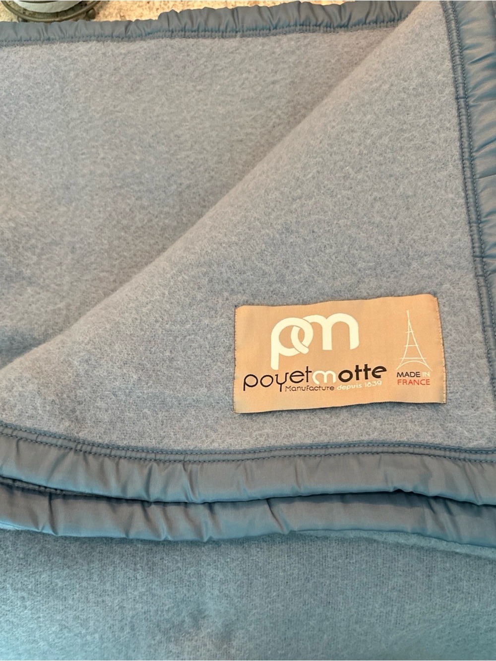 Poyet Motte Blue 100% Wool Blanket Satin Trimmed Queen Size Made in France